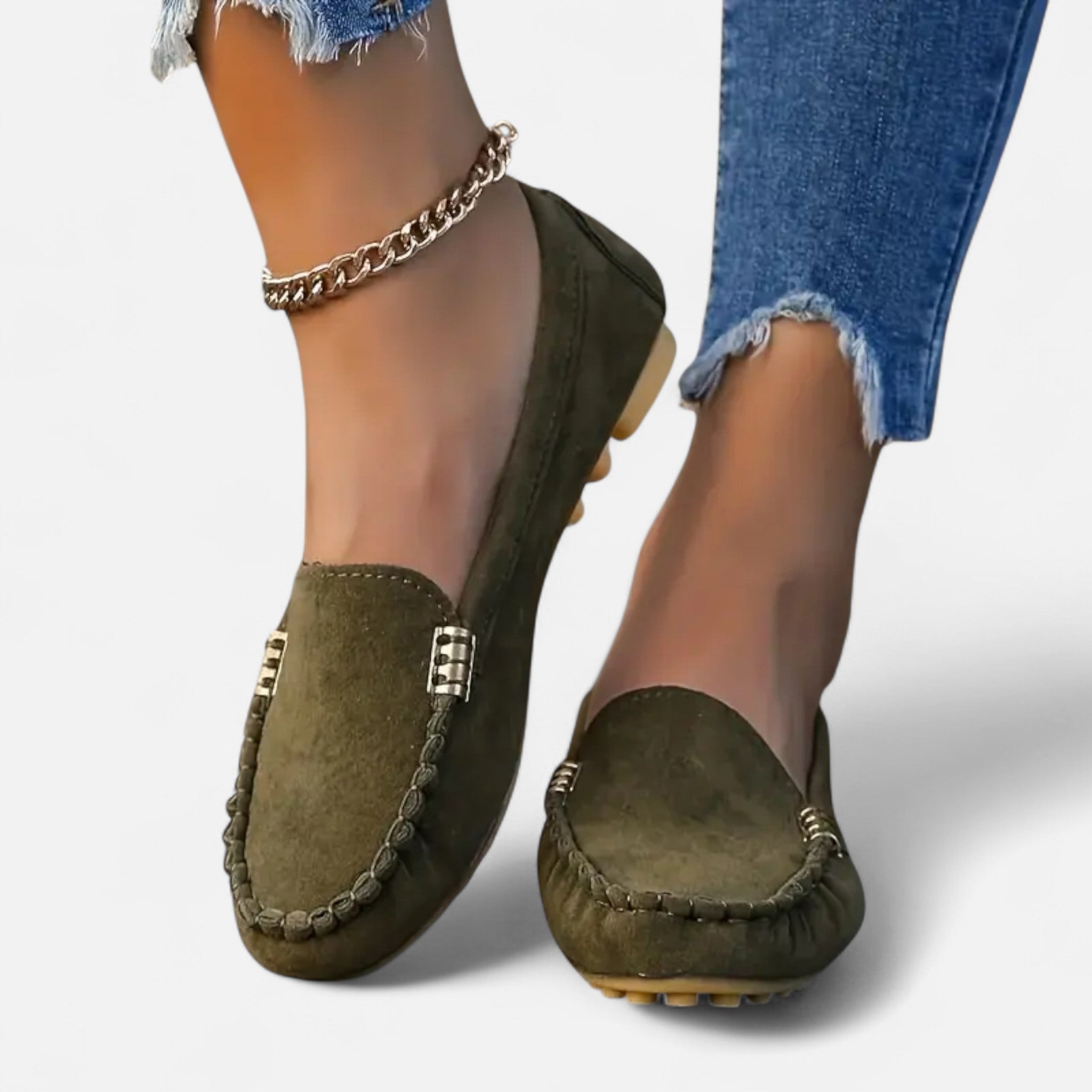 Modero | Mocassins femme à ornement métallique