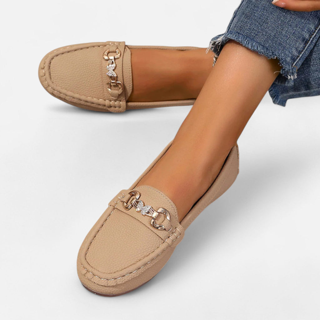 Modero | Mocassins femme à mors métallique