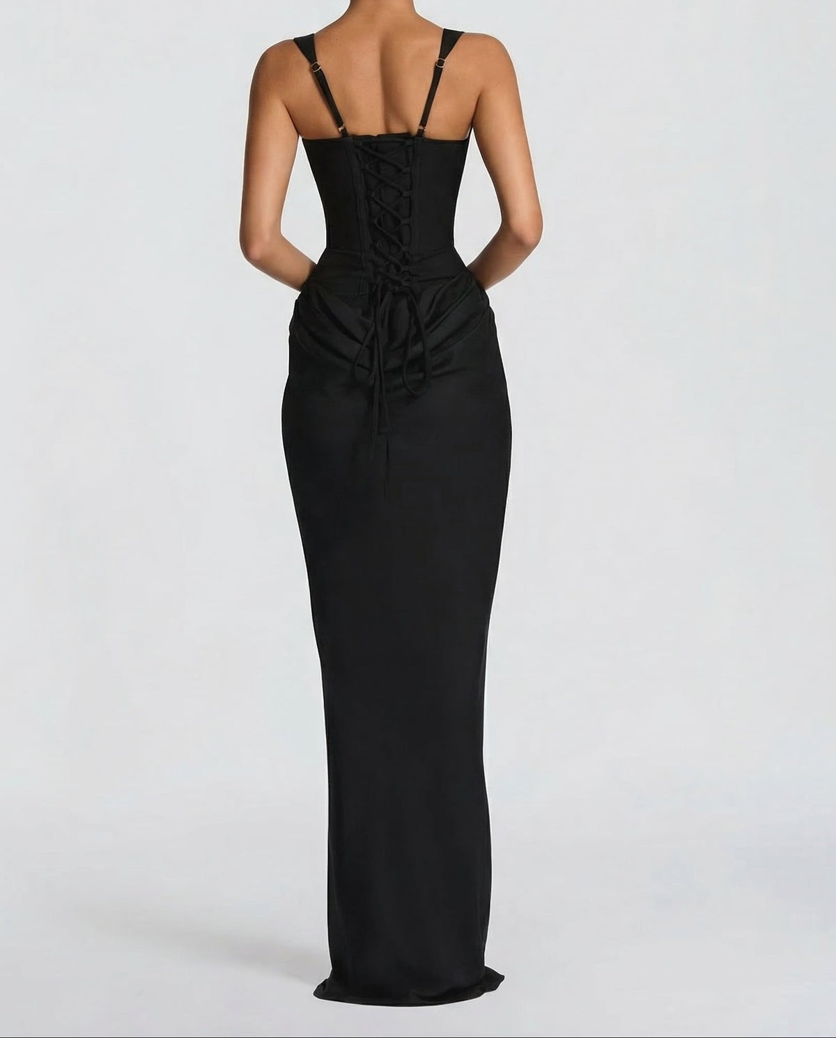 Robe Longue Pour Femme Avec Un Haut Corseté Et Une Taille Drapée : Une Robe Élégante À La Silhouette Bien Dessinée, Idéale Pour Les Soirées Et Les Occasions Spéciales