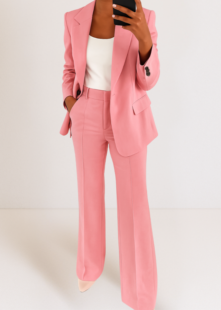 Ensemble Deux Pièces Pour Femme Composé D'un Blazer Et D'un Pantalon De Coupe Ajustée : Une Tenue À La Fois Élégante Et Confortable, Idéale Pour Le Travail, Les Tenues Décontractées De Tous Les Jours Et Les Looks « Smart-casual