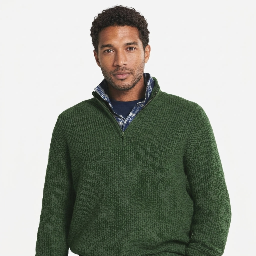 Pull En Cachemire Côtelé Pour Homme, Doté D'une Fermeture Éclair Sur Un Quart De La Longueur Et D'une Coupe Classique : Un Modèle Élégant Et Confortable, Idéal Pour Un Style Chic Et Décontracté Et Pour Un Usage Quotidien.