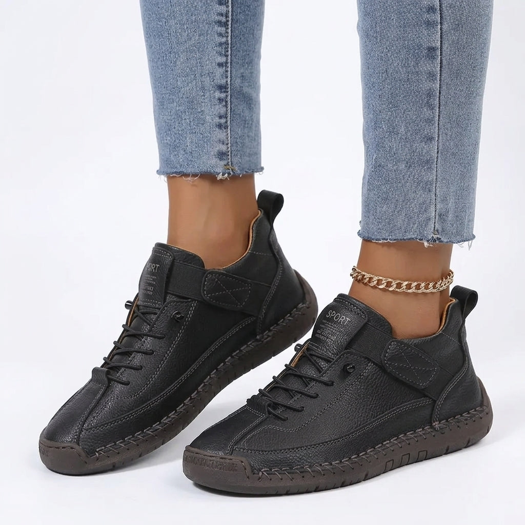Baskets En Cuir Pour Femme Offrant Un Chaussant Confortable — Un Design Inspiré De L'ergonomie, Idéal Pour Un Usage Quotidien Et Pour Marcher Confortablement