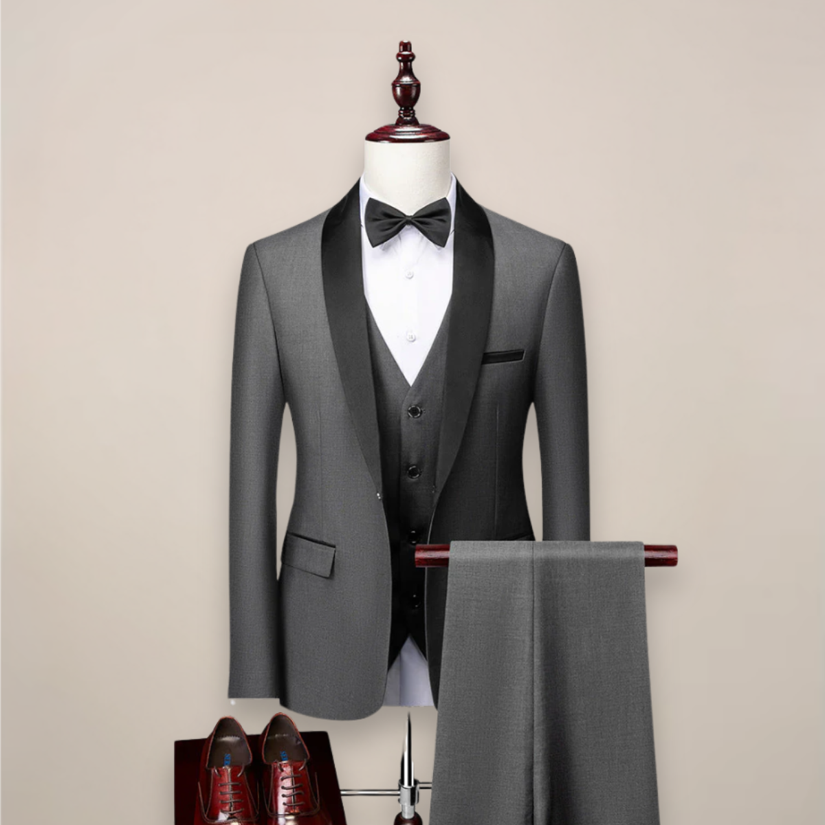 Smoking Trois Pièces Pour Homme, À Col Châle Et Coupe Ajustée : Une Tenue De Cérémonie Élégante Pour Les Mariages, Les Soirées De Gala Et Les Occasions Spéciales En Soirée