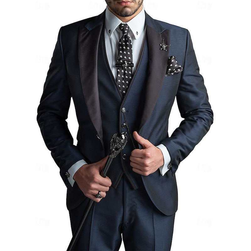 Élégant Costume Trois Pièces Pour Homme À La Coupe Ajustée : Un Costume Raffiné Idéal Pour Les Mariages, Les Occasions Festives Et Les Événements Officiels